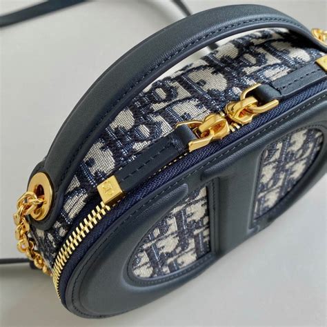 dior signature hobo